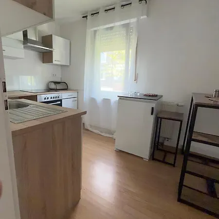 Zentral Siegen Апартаменты Зиген